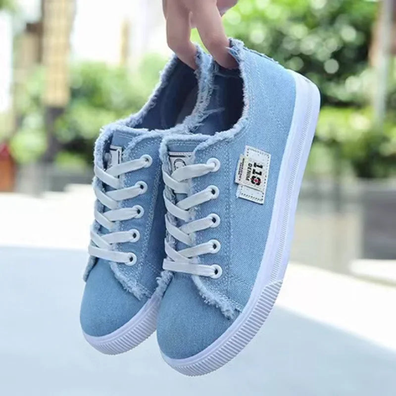 2025 Women’s White Canvas Sneakers